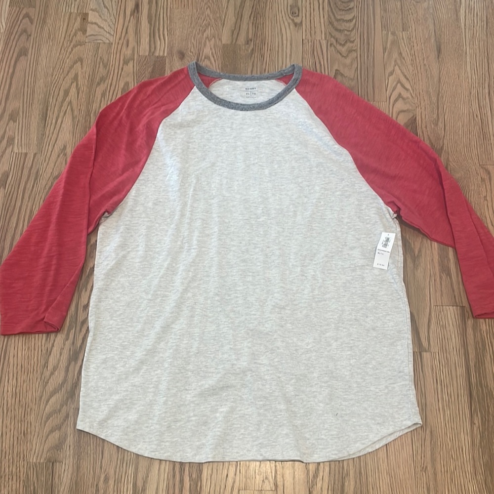 3/4 sleeve old navy shirt baseball style size XL